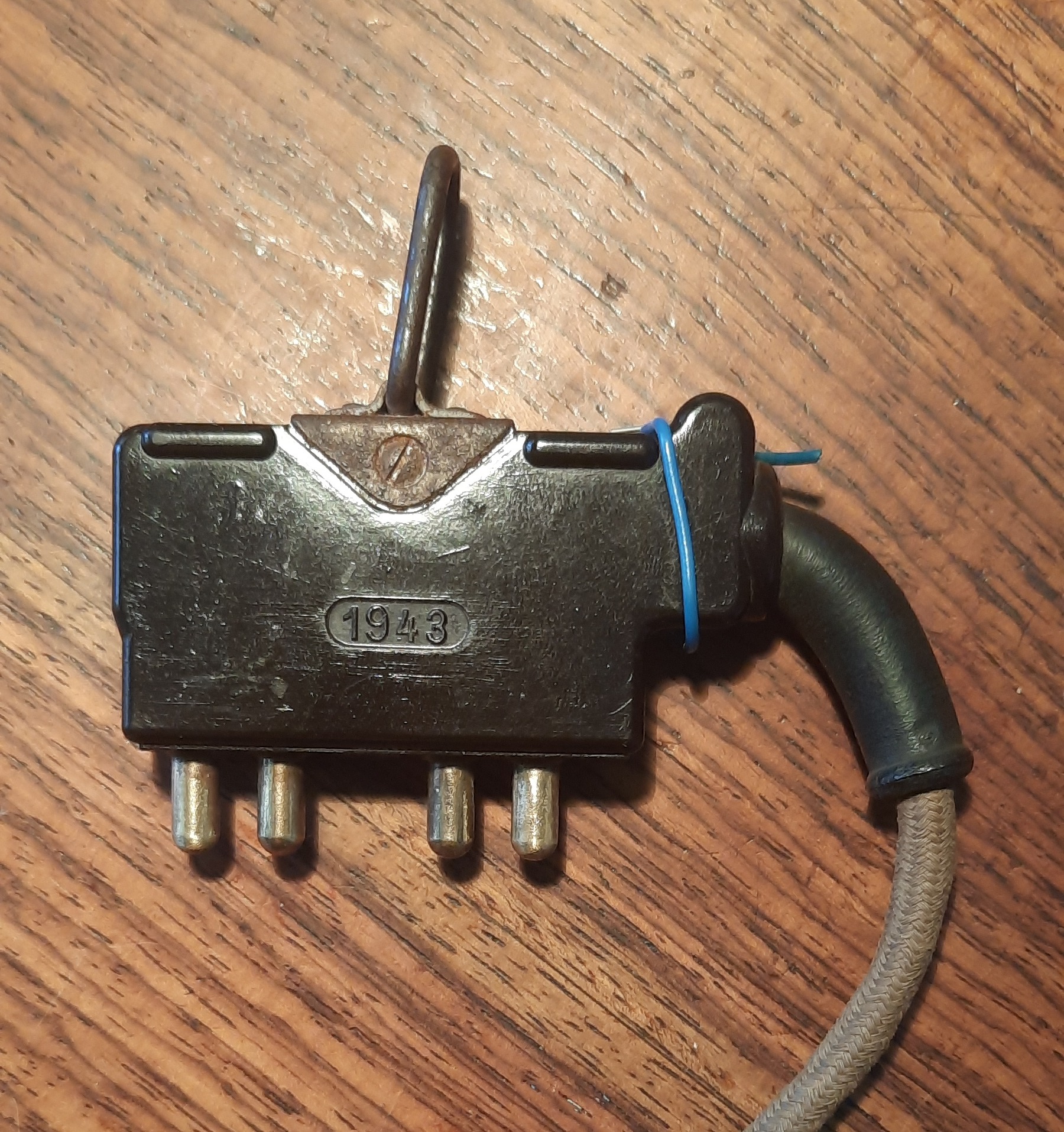 plug 2A